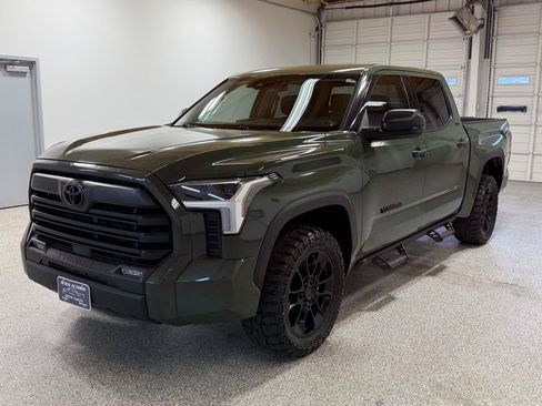 Used 2023 Toyota Tundra SR5 AWD/4WD image 8