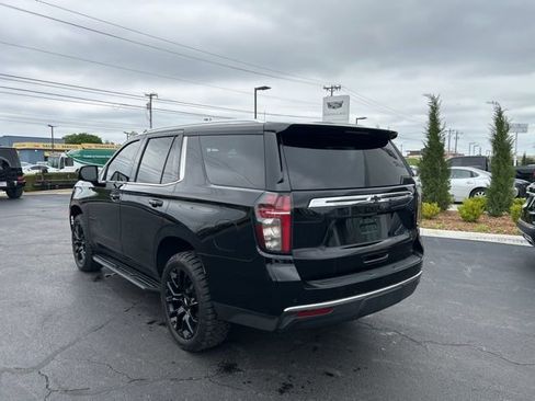 Used 2022 Chevrolet Tahoe LT w/ LT Signature Package AWD/4WD image 8