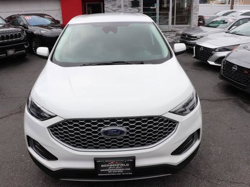 Used 2023 Ford Edge SEL AWD/4WD image 9
