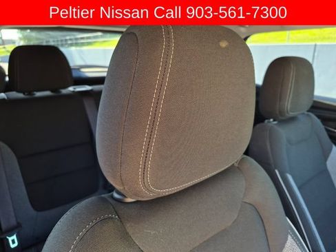 Used 2023 Chevrolet TrailBlazer LT FWD image 13