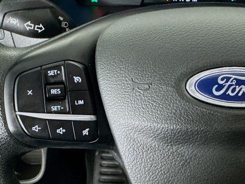 Used 2023 Ford Transit 350 XLT image 13