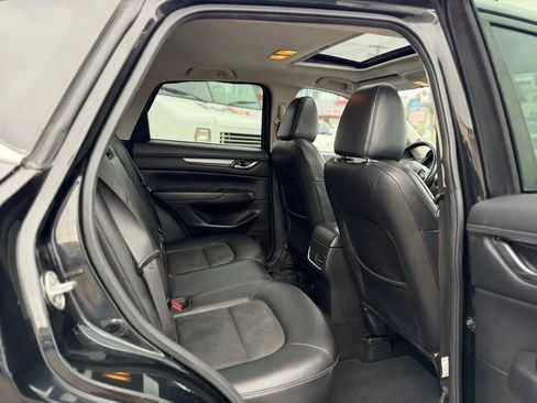 Used 2018 MAZDA CX-5 Touring w/ Preferred Equipment Package FWD image 29
