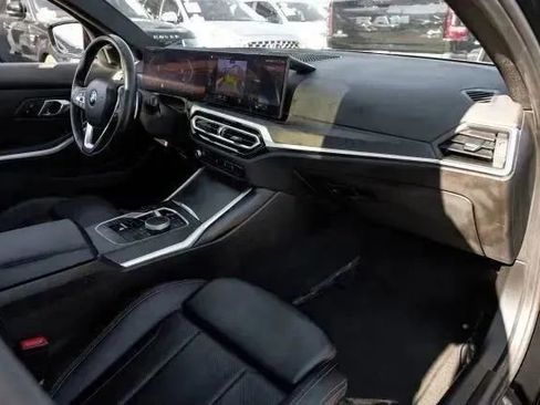 Used 2024 BMW 330i Sedan image 19