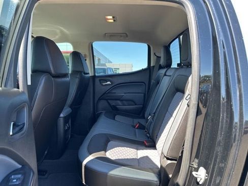 Used 2020 Chevrolet Colorado Z71 AWD/4WD image 14