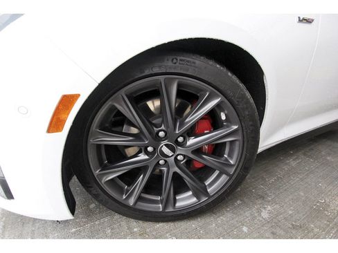 Used 2026 Cadillac CT5 V w/ Technology Package RWD image 32