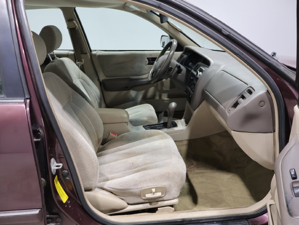 Used 1999 Toyota Avalon XL w/ PWR Seat Pkg FWD image 9