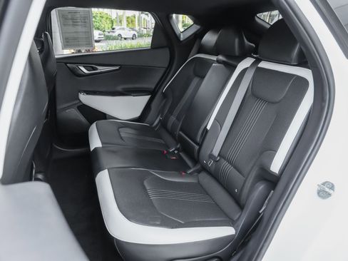 Used 2023 Kia EV6 GT-Line image 34