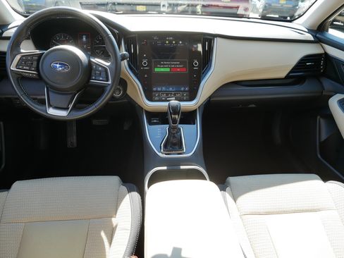Used 2024 Subaru Outback Premium AWD/4WD image 10