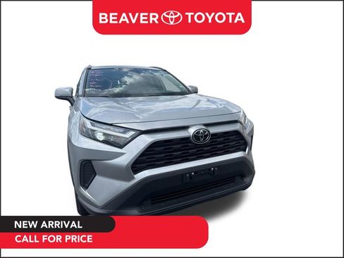Used 2024 Toyota RAV4 XLE FWD image 1