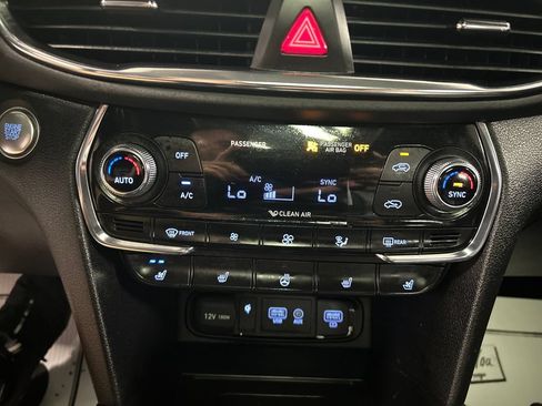 Used 2020 Hyundai Santa Fe Limited w/ Cargo Package AWD/4WD image 17