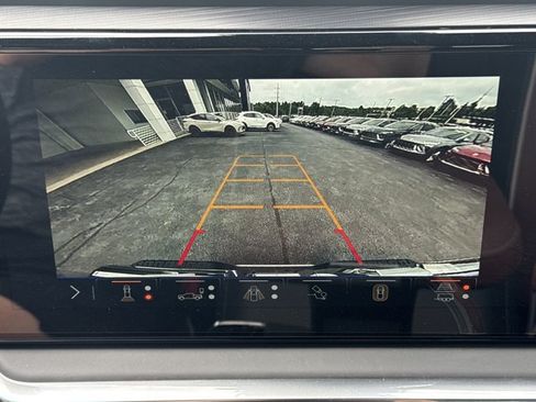 New 2026 GMC Sierra 1500 Denali Ultimate w/ LPO, Black Badging Package AWD/4WD image 9