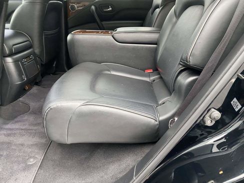Used 2019 INFINITI QX80 Luxe w/ 22" Wheel Package image 17