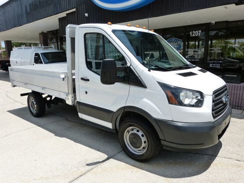 Used 2018 Ford Transit 250 138 RWD image 6