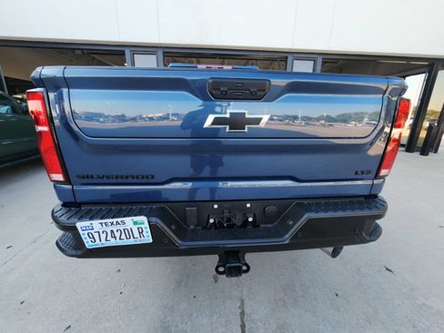 Used 2026 Chevrolet Silverado 2500 LTZ w/ Trail Boss Package AWD/4WD image 5