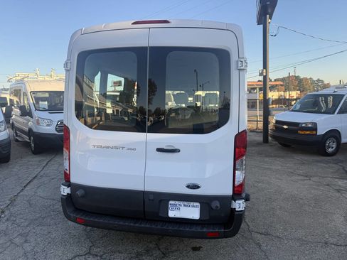 Used 2016 Ford Transit 350 XL image 5