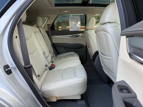 Used 2019 Cadillac XT5 Luxury image 31