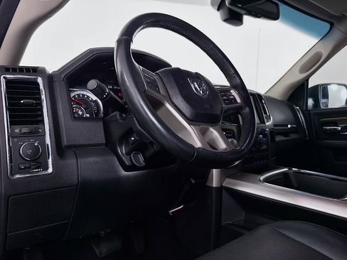 Used 2018 RAM 1500 Laramie w/ Convenience Group image 22