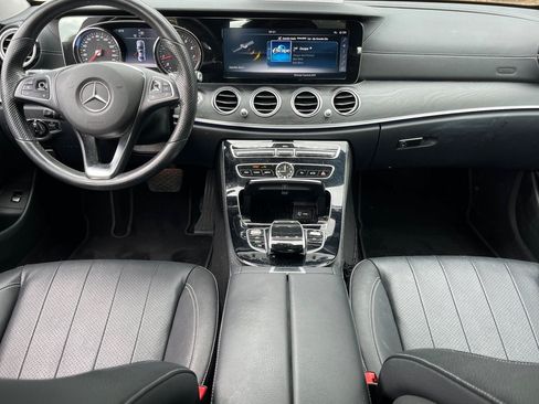 Used 2017 Mercedes-Benz E 300 image 3