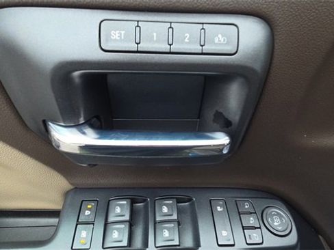 Used 2018 GMC Sierra 1500 SLT w/ SLT Premium Package image 30