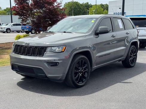 Used 2021 Jeep Grand Cherokee Laredo X RWD image 7