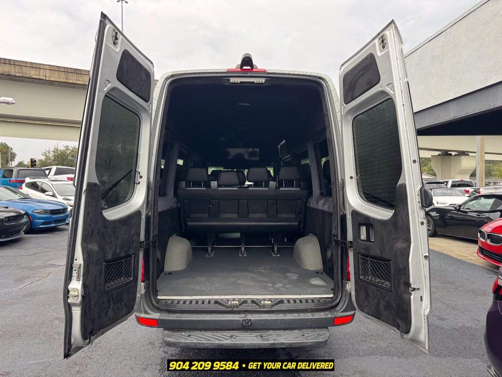 Used 2011 Mercedes-Benz Sprinter 2500 image 19
