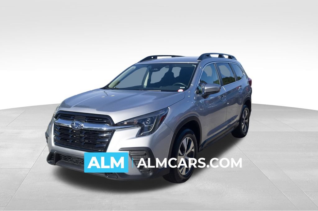Used 2025 Subaru Ascent Premium AWD/4WD image 1