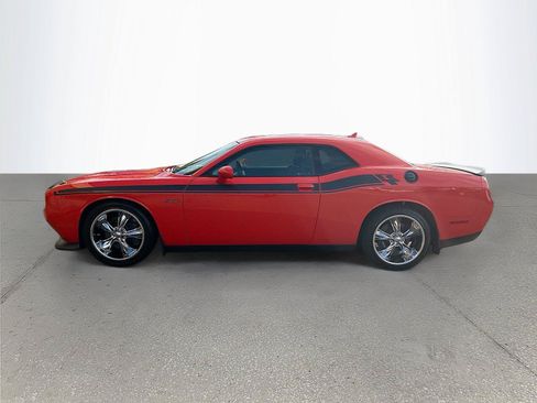 Used 2022 Dodge Challenger R/T Scat Pack w/ Shaker Package RWD image 39