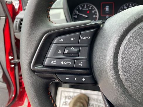 Used 2025 Subaru Crosstrek 2.5i Limited image 19