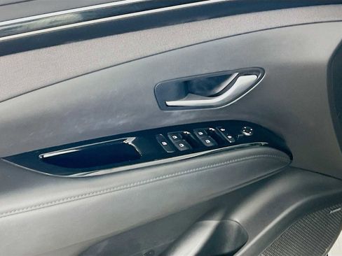 Certified 2023 Hyundai Tucson Limited image 18