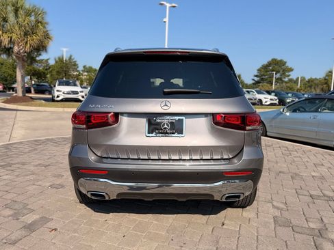 Used 2022 Mercedes-Benz GLB 250 image 9