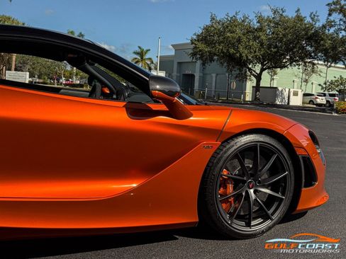 Used 2018 McLaren 720S Luxury image 66