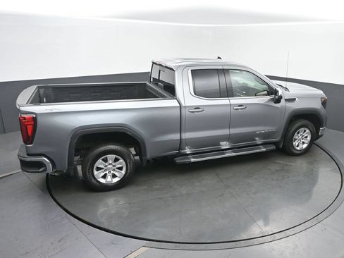 Used 2023 GMC Sierra 1500 SLE w/ Preferred Package AWD/4WD image 43