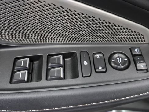 Used 2022 Acura MDX w/Technology Package image 42