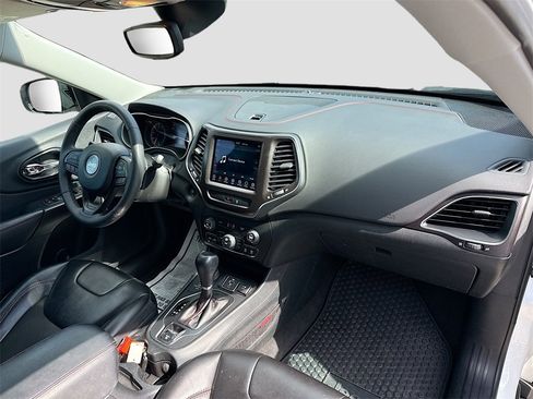 Used 2022 Jeep Cherokee Trailhawk w/ Trailer Tow Group image 30