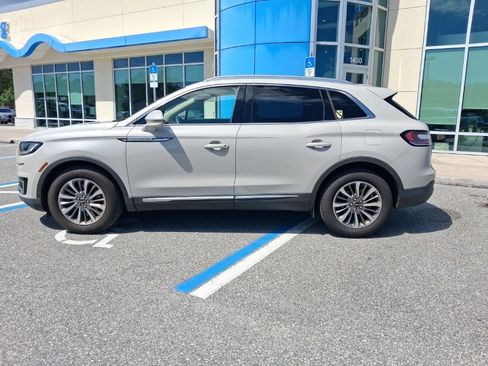 Used 2020 Lincoln Nautilus FWD w/ Equipment Group 101A image 8