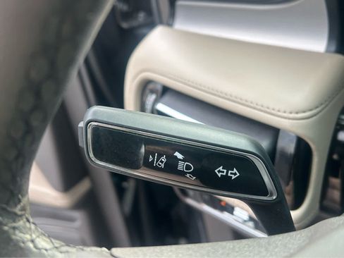 Used 2023 Lincoln Nautilus FWD image 24