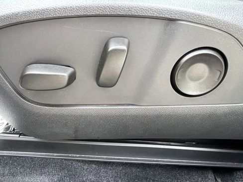 Certified 2024 Chevrolet Blazer EV RS image 26