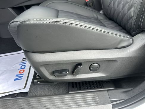 New 2026 Nissan Rogue Platinum w/ Platinum Premium Package image 12