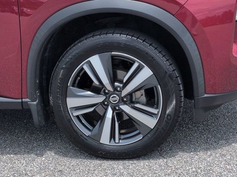 Used 2021 Nissan Rogue SL FWD image 11