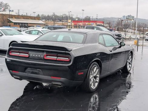 Used 2023 Dodge Challenger GT image 6