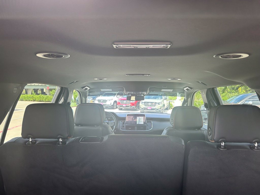 Used 2023 GMC Yukon AT4 AWD/4WD image 11