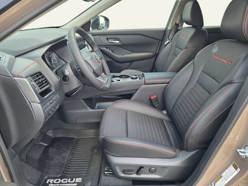 Used 2026 Nissan Rogue SV w/ Rock Creek Premium Package AWD/4WD image 19