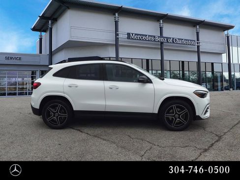 Used 2025 Mercedes-Benz GLA 250 4MATIC image 2
