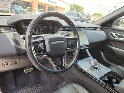 Used 2025 Land Rover Range Rover Velar Dynamic SE image 16