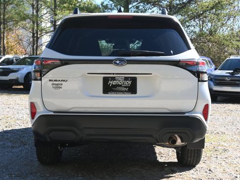 Certified 2026 Subaru Forester Premium w/ Base/Premium Package AWD/4WD image 8