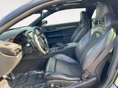 Used 2016 Cadillac ATS V w/ Luxury Package RWD image 6