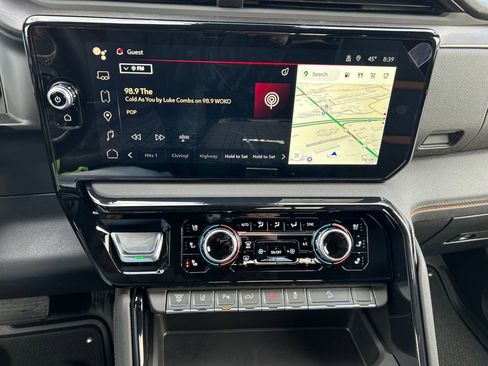 New 2026 GMC Sierra 2500 AT4 w/ AT4 Premium Plus Package AWD/4WD image 18