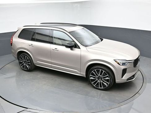 New 2026 Volvo XC90 B6 Ultra w/ Protection Package Premier image 46
