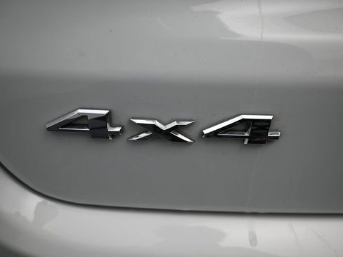 Used 2025 Jeep Compass Limited AWD/4WD image 11