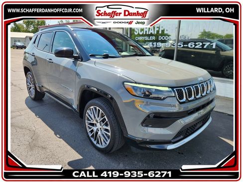Used 2023 Jeep Compass Limited w/ Elite Group AWD/4WD image 1